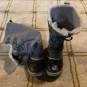 Sorel snow boots